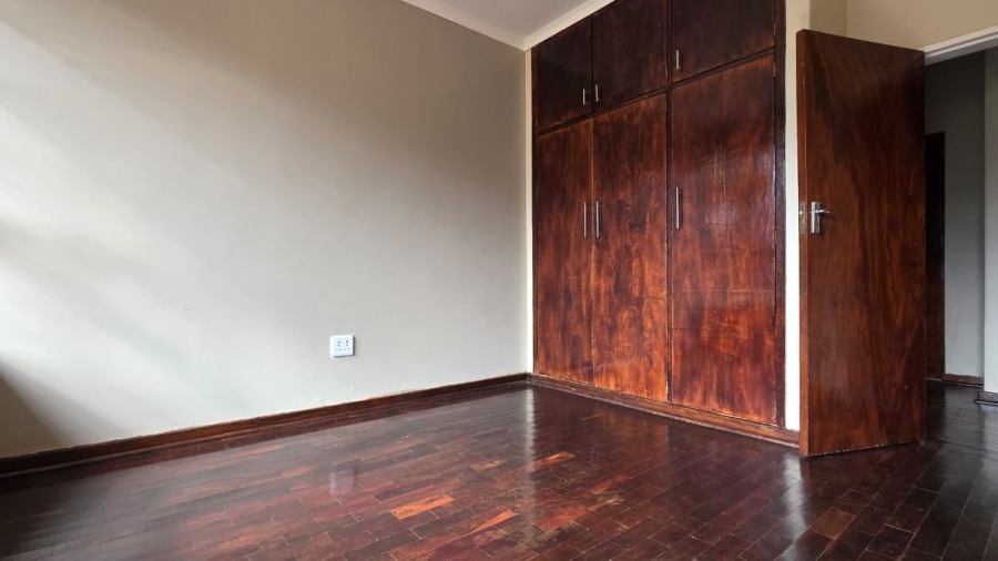 To Let 3 Bedroom Property for Rent in Flamwood North West